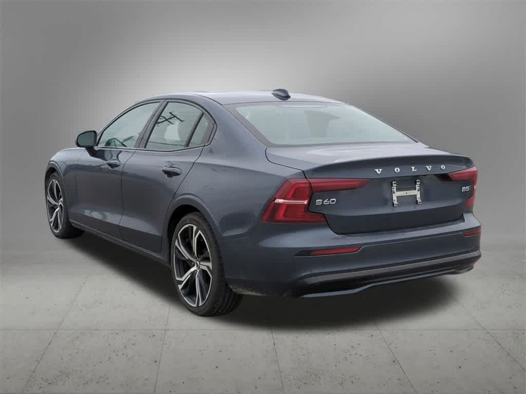 2024 Volvo S60 B5 Core photo 4