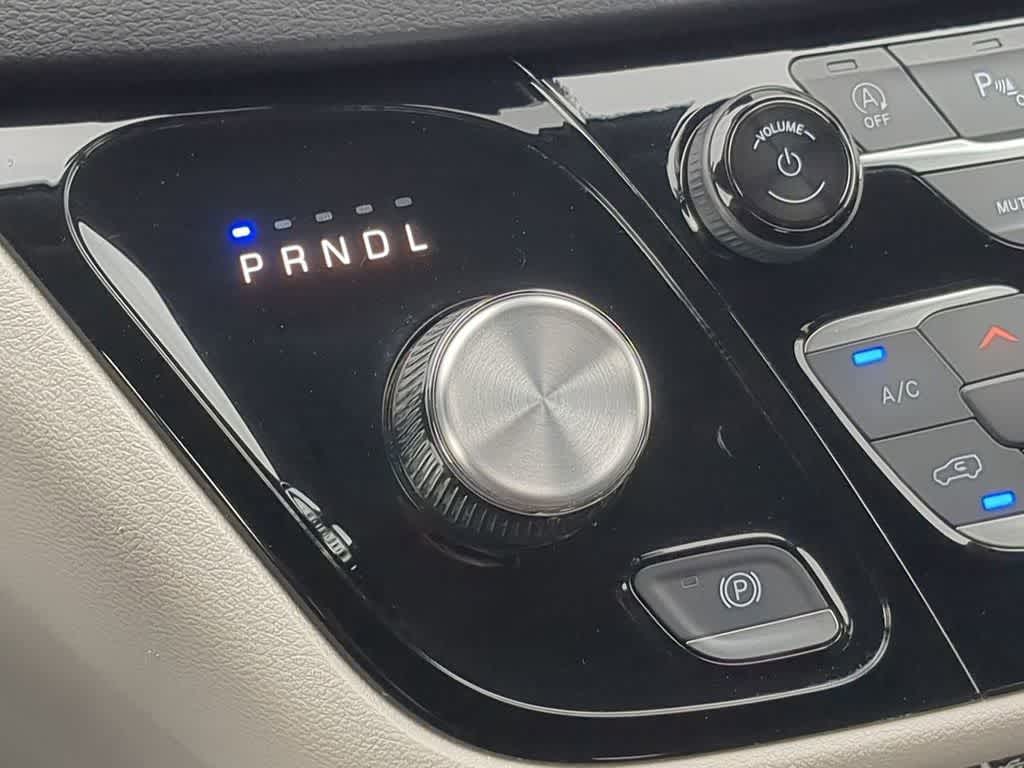 Thumbnail: 2024 Chrysler Pacifica - 29