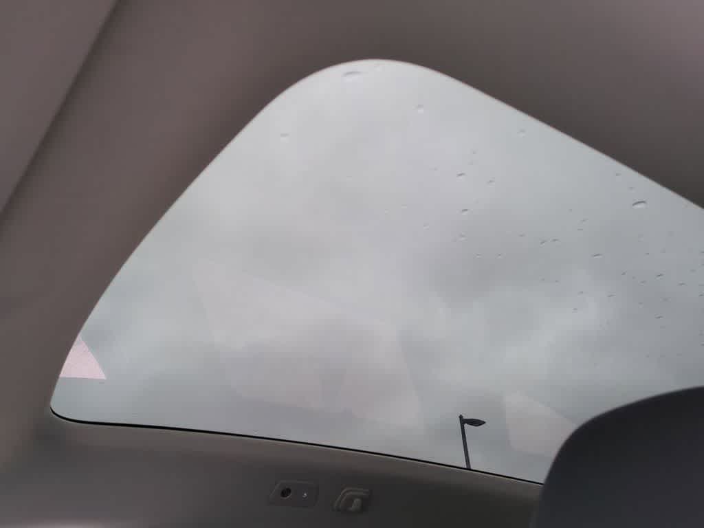 Thumbnail: 2025 Volvo EX90 - 18