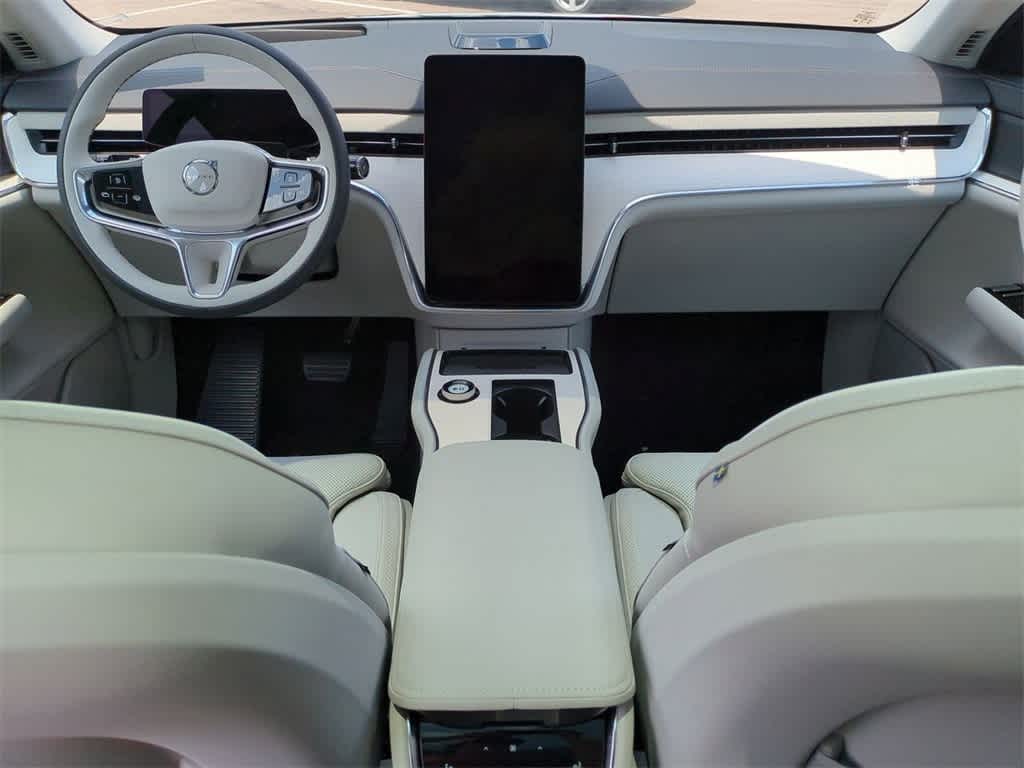 Thumbnail: 2025 Volvo EX90 - 14