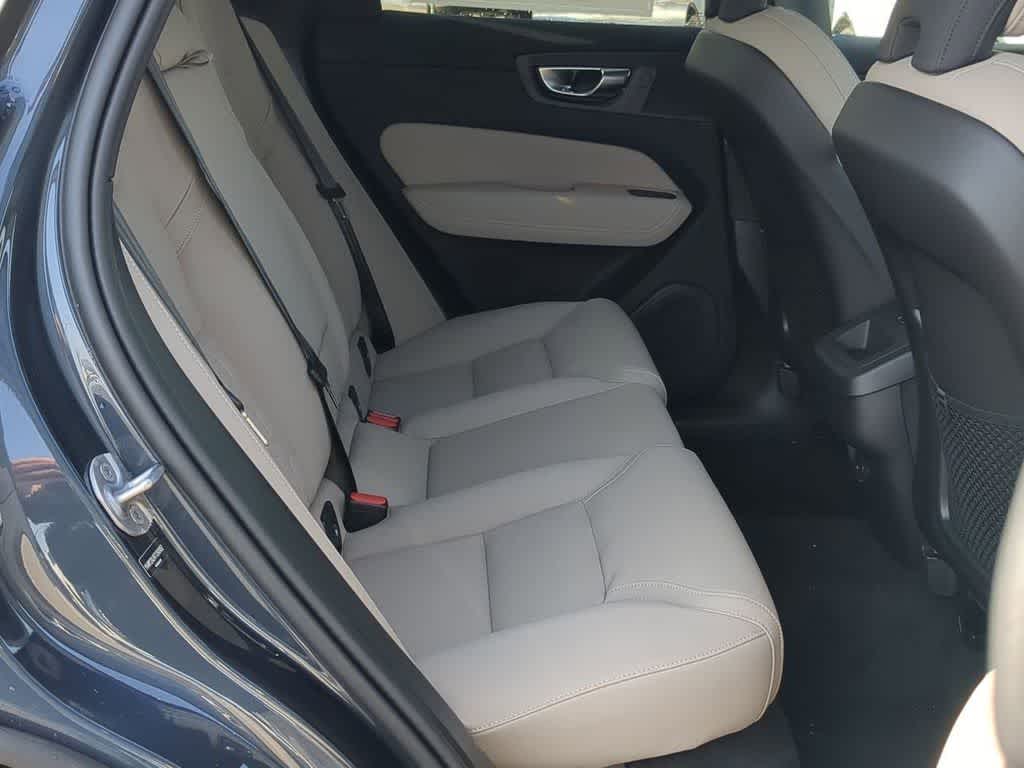 Thumbnail: 2026 Volvo XC60 - 19