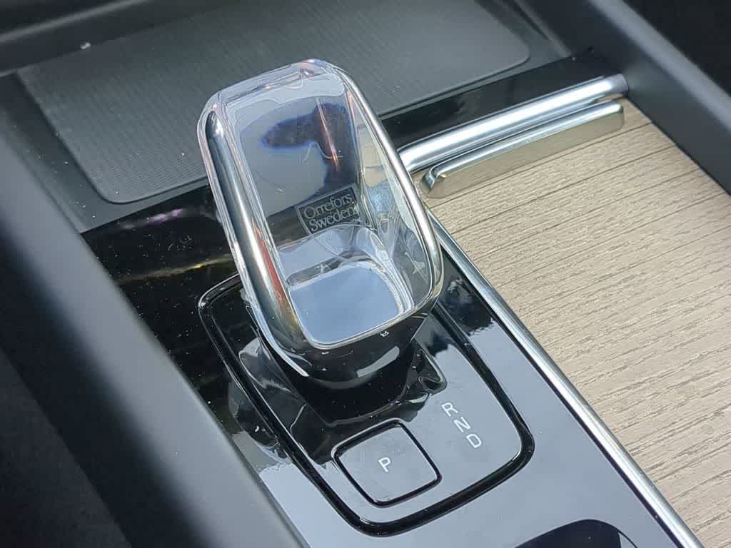 Thumbnail: 2026 Volvo XC60 - 31