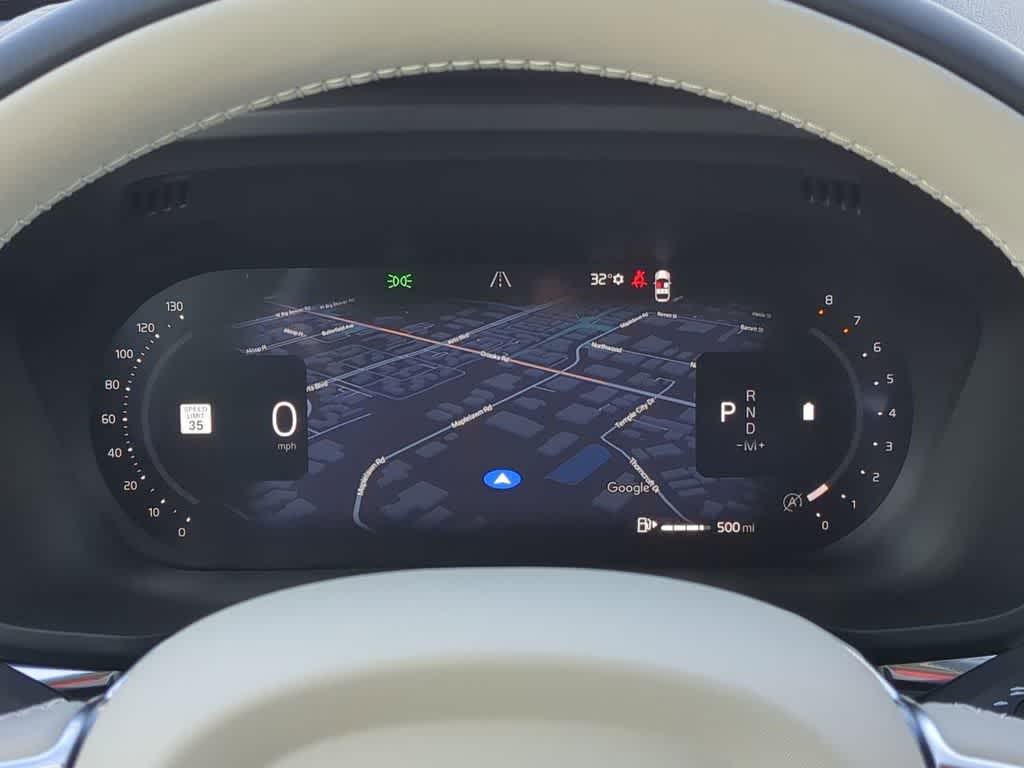 Thumbnail: 2026 Volvo XC60 - 32