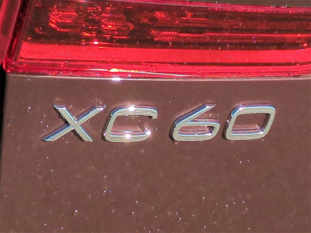 Thumbnail: 2026 Volvo XC60 - 12