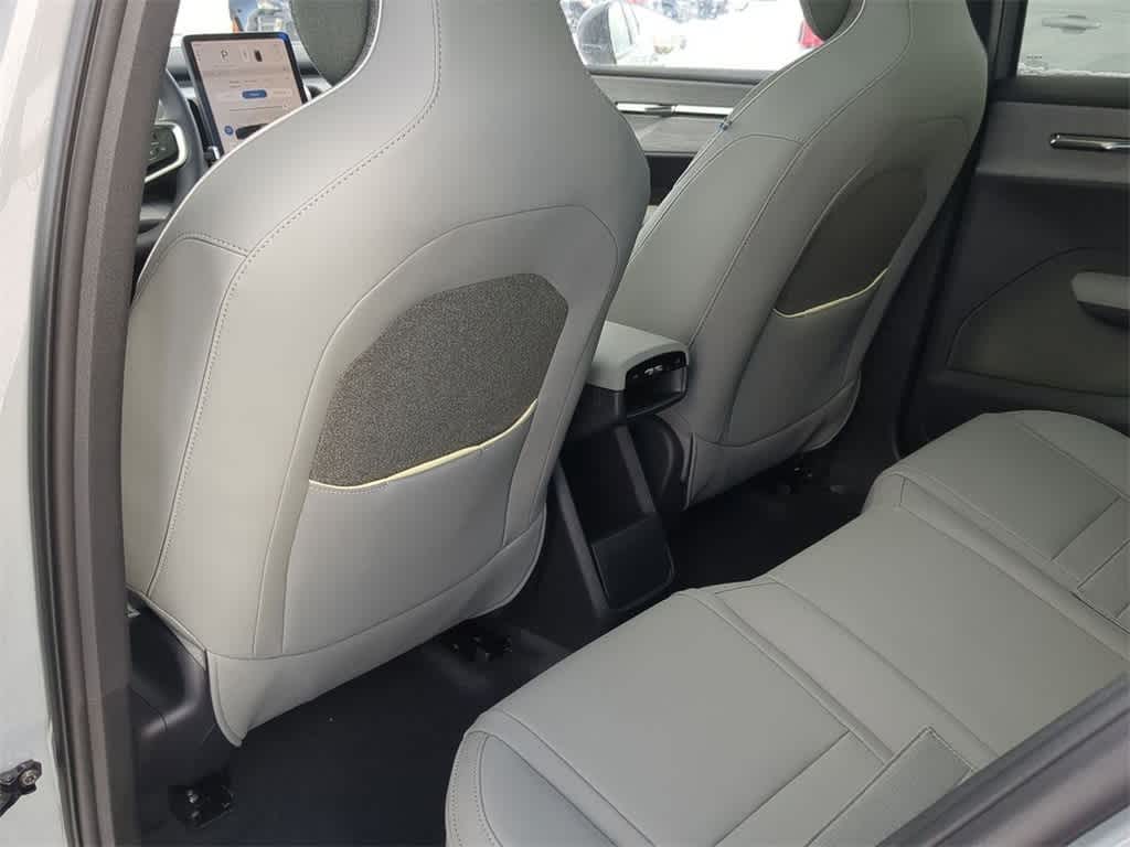 Thumbnail: 2026 Volvo EX30 - 17