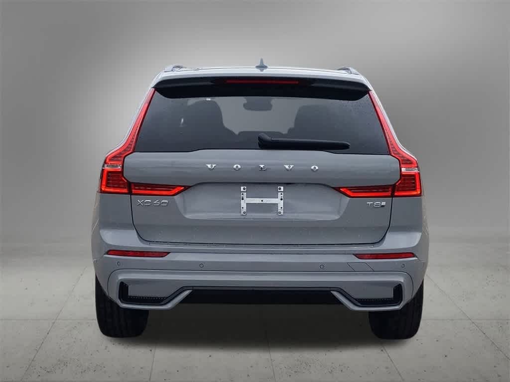 Thumbnail: 2025 Volvo XC60 - 5