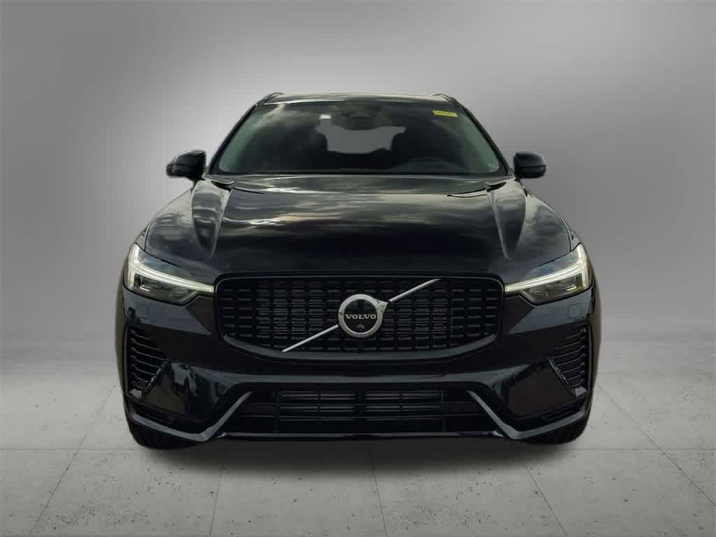 Thumbnail: 2025 Volvo XC60 - 9