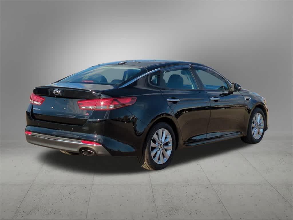 Thumbnail: 2018 Kia Optima - 6