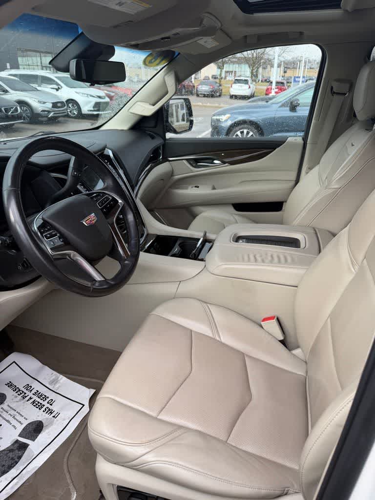 Thumbnail: 2018 Cadillac Escalade - 10