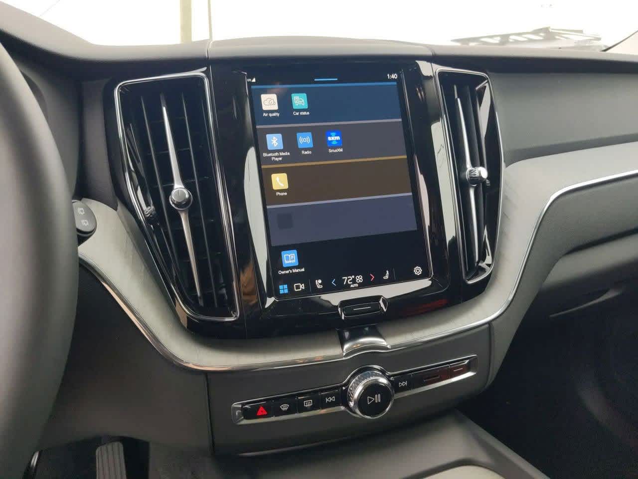 Thumbnail: 2025 Volvo XC60 - 22