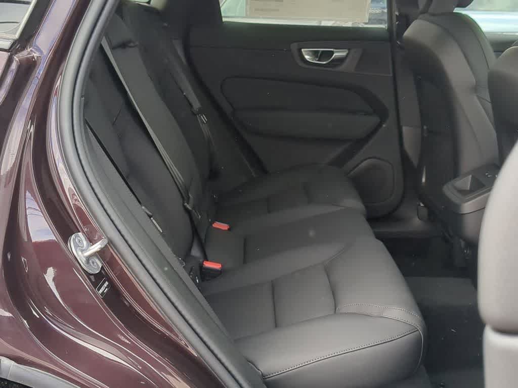 Thumbnail: 2026 Volvo XC60 - 19