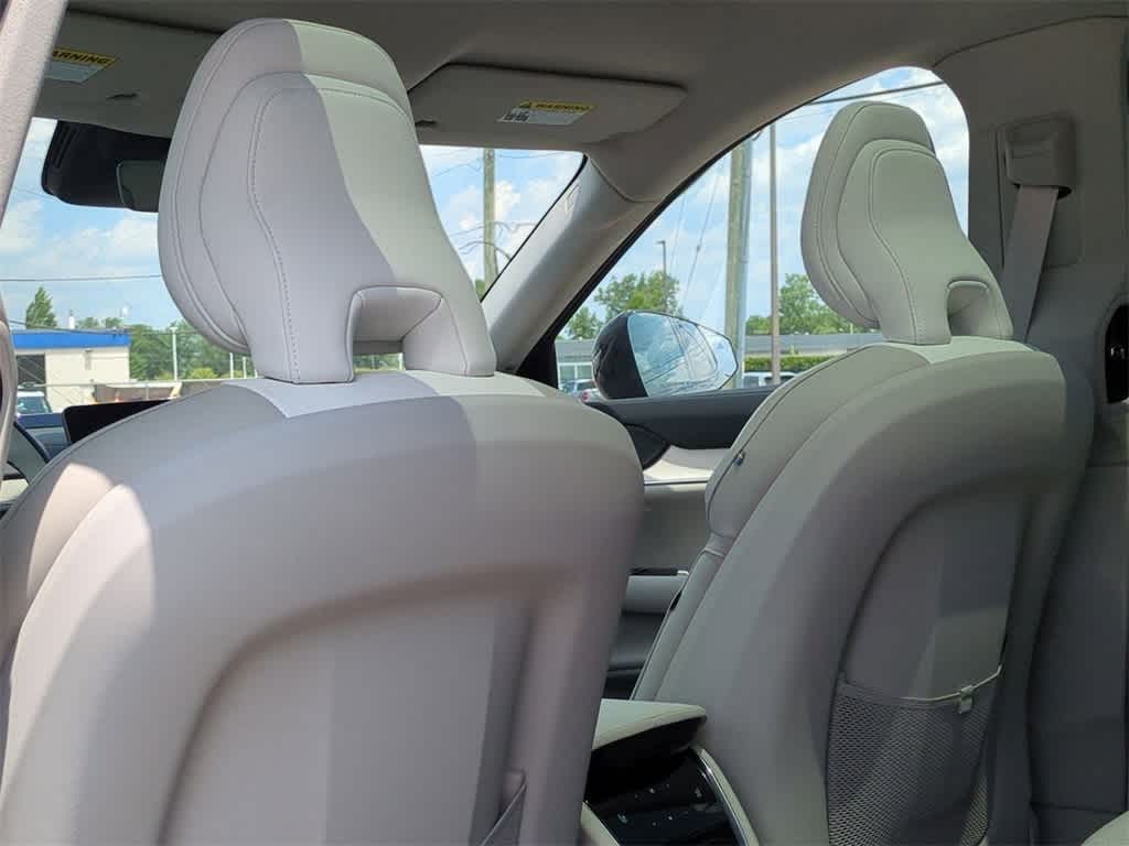 Thumbnail: 2025 Volvo EX90 - 17