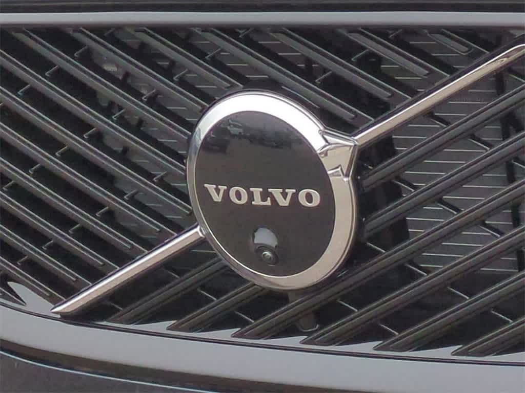 Thumbnail: 2026 Volvo XC60 - 11