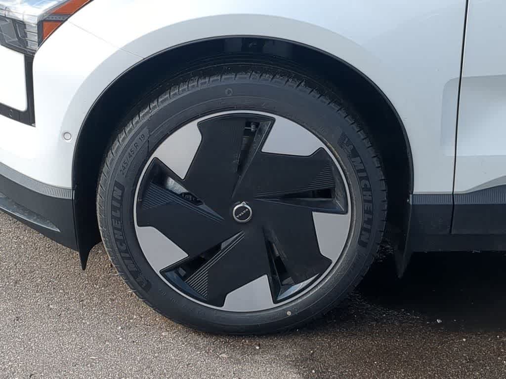 Thumbnail: 2026 Volvo EX30 - 13