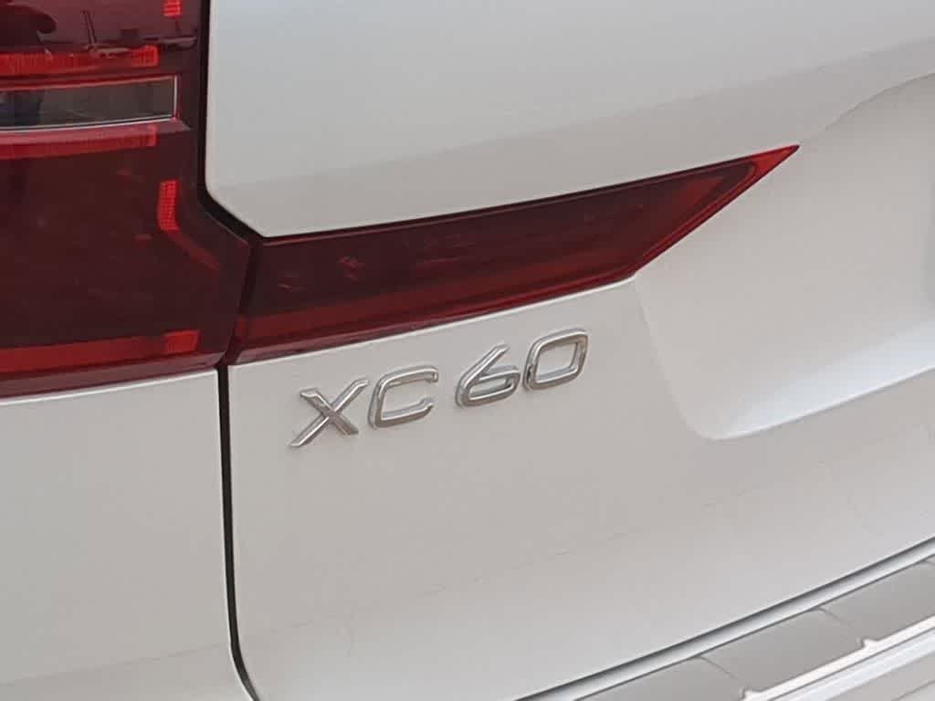 Thumbnail: 2026 Volvo XC60 - 12