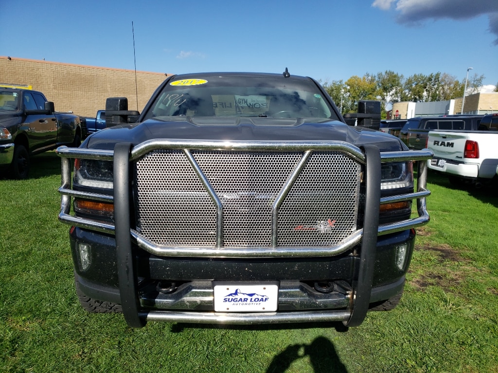 Used 2017 Chevrolet Silverado 1500 LT Z71 with VIN 1GCVKREC7HZ291692 for sale in Winona, Minnesota