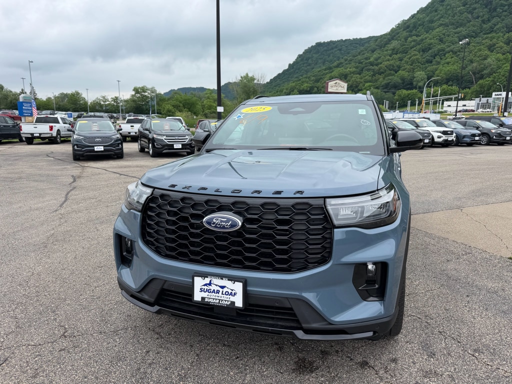 Used 2025 Ford Explorer ST-LINE with VIN 1FMUK8KH0SGB11263 for sale in Winona, Minnesota