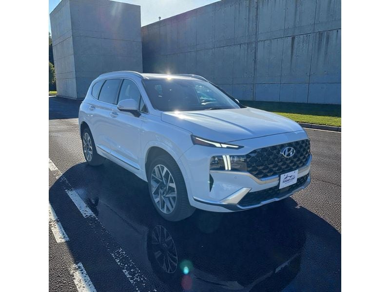 Used 2022 Hyundai Santa Fe Calligraphy with VIN 5NMS5DAL5NH420743 for sale in Winona, Minnesota