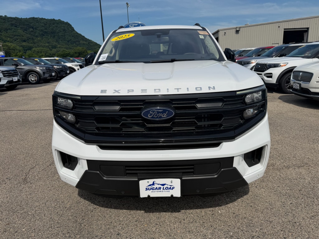 Used 2025 Ford Expedition Active with VIN 1FMJU1J87SEA29239 for sale in Winona, Minnesota