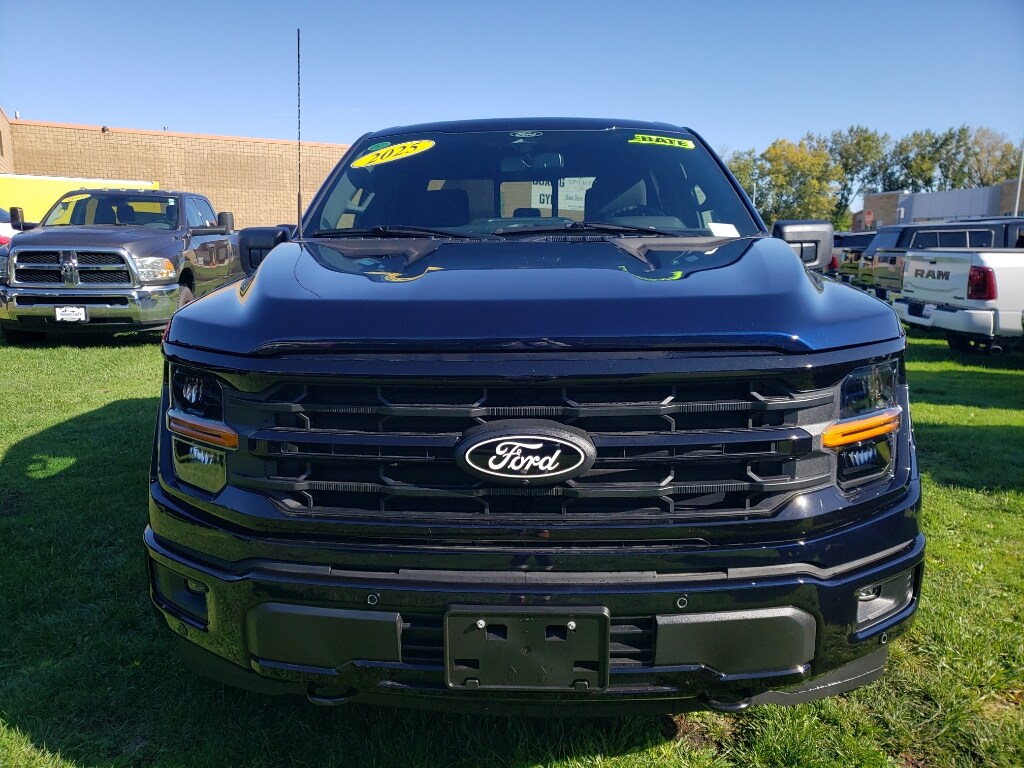 New 2025 Ford F-150 XLT Crew Cab