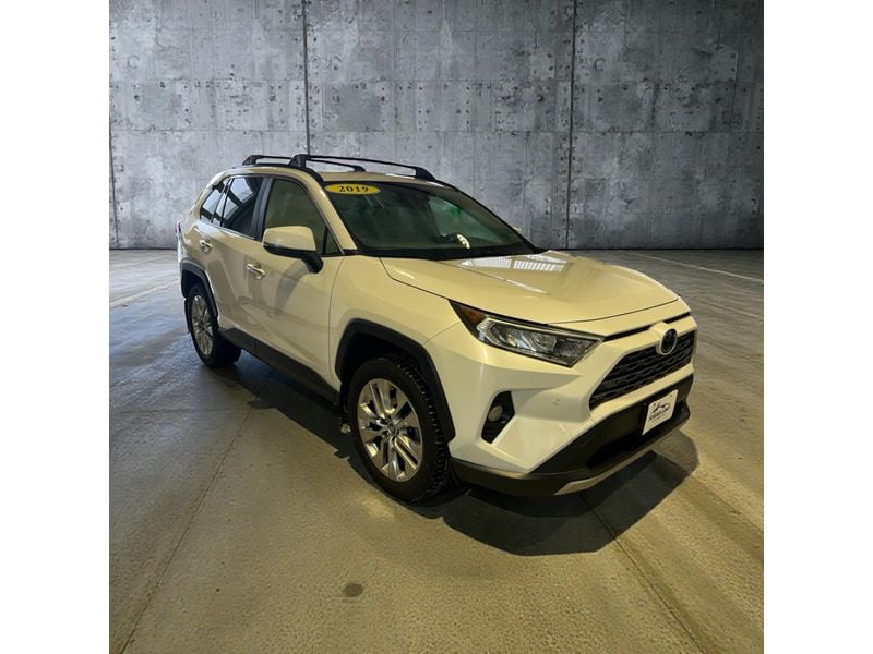 Used 2019 Toyota RAV4 Limited with VIN JTMN1RFV2KD027352 for sale in Winona, Minnesota