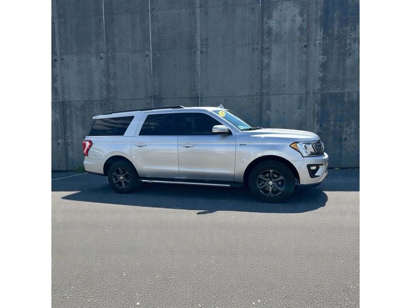 Used 2019 Ford Expedition XLT with VIN 1FMJK1JT0KEA69821 for sale in Winona, Minnesota