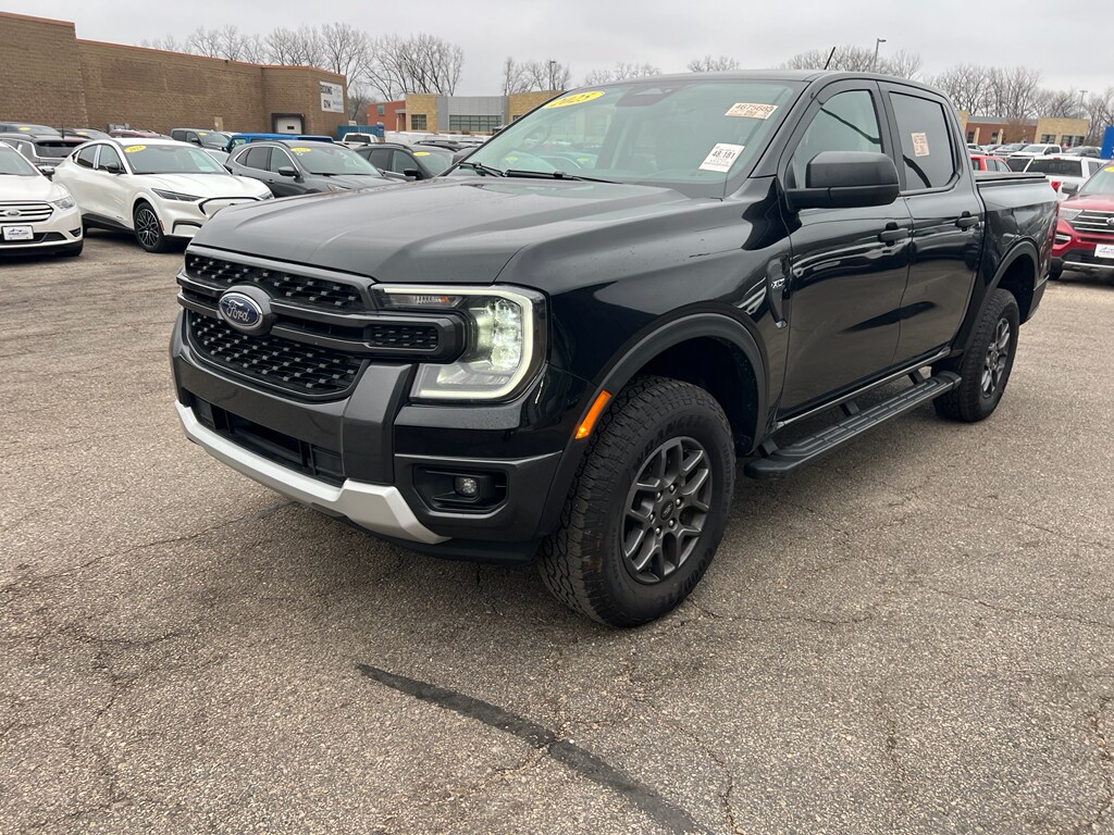 2025 Ford Ranger XLT photo 2