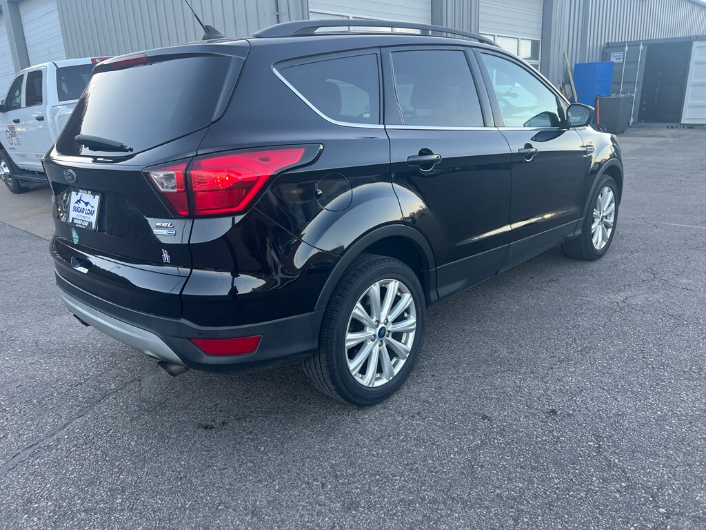 2019 Ford Escape SEL photo 2