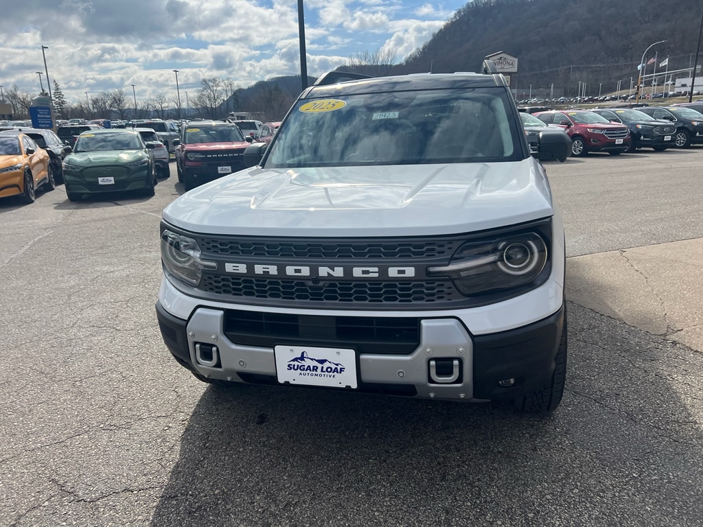 Used 2025 Ford Bronco Sport Badlands with VIN 3FMCR9DAXSRE58735 for sale in Winona, Minnesota
