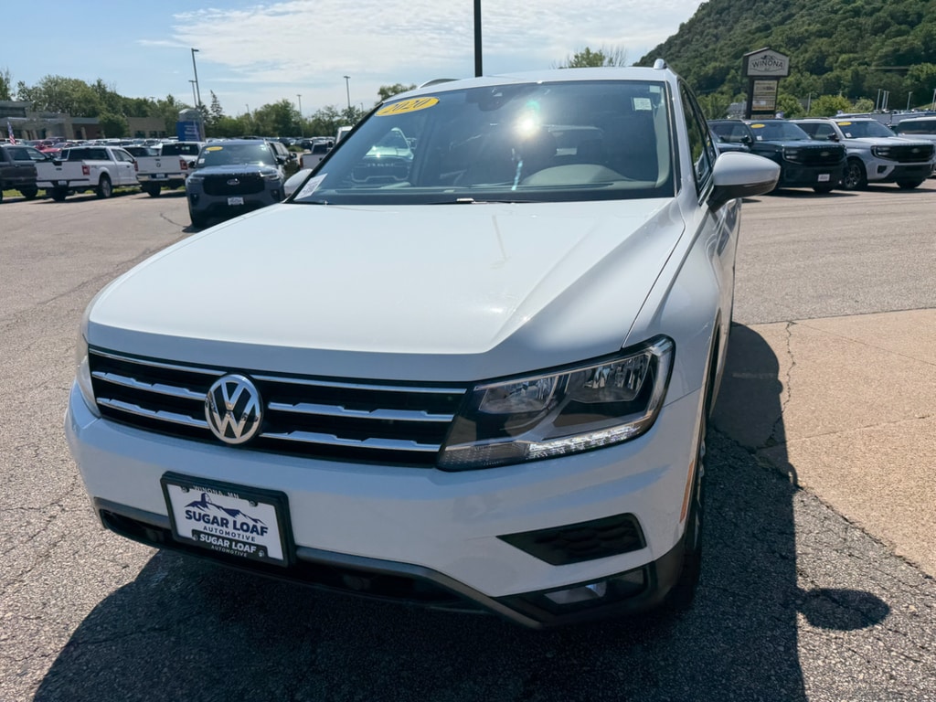 Used 2020 Volkswagen Tiguan SEL with VIN 3VV2B7AX2LM153893 for sale in Winona, Minnesota