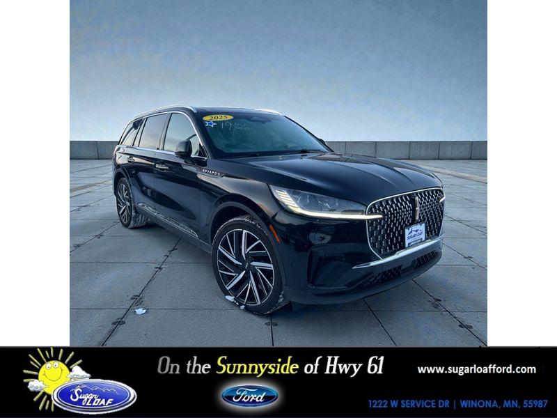 2025 Lincoln Aviator Reserve AWD's photo