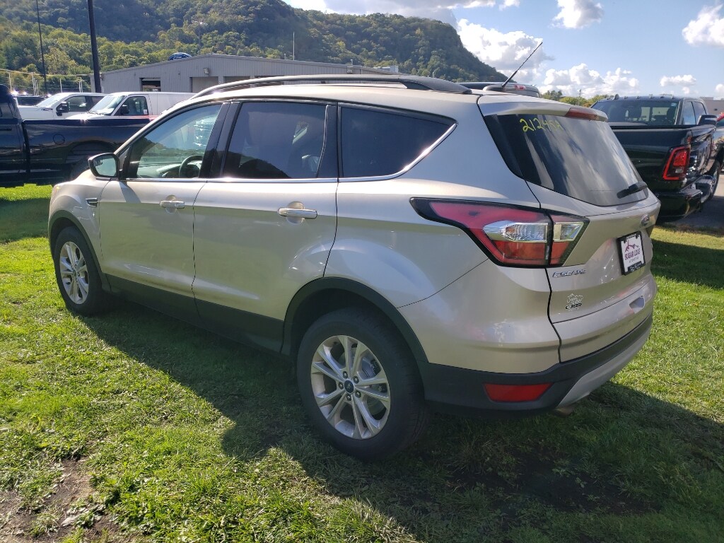 2017 Ford Escape SE photo 4