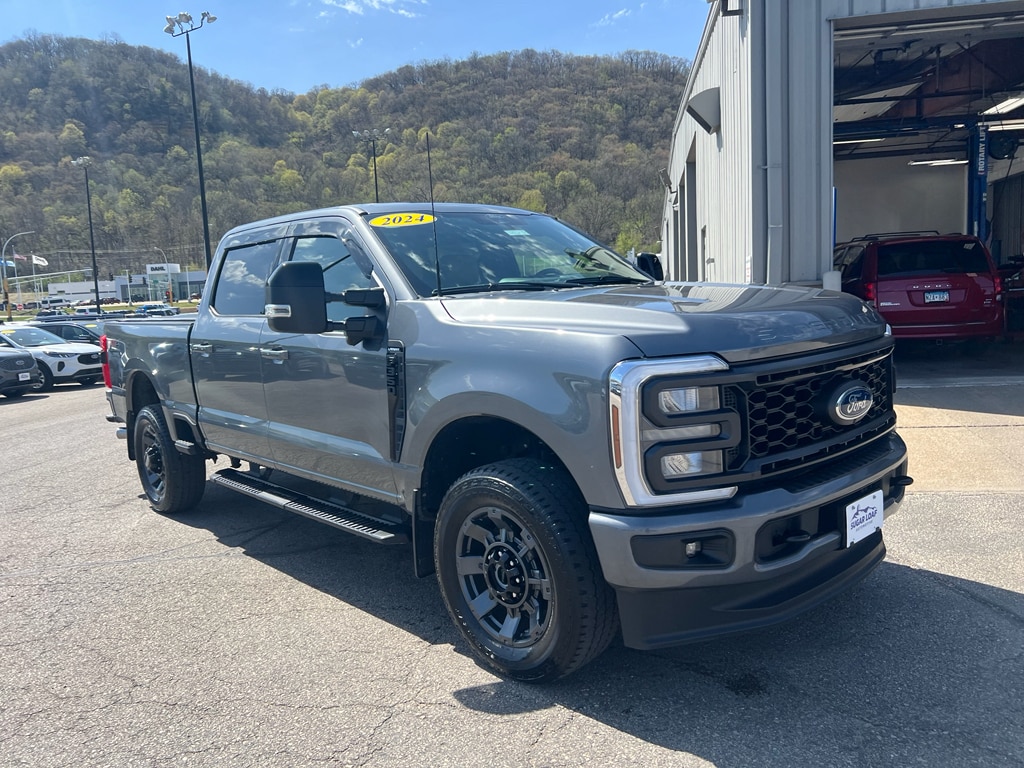 Used 2024 Ford F-350 Lariat Crew Cab 4x4 Crew Cab