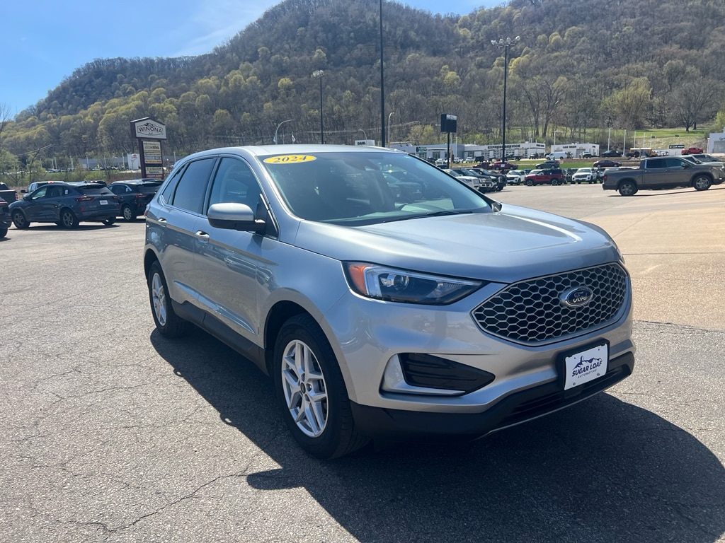 Used 2024 Ford Edge SEL with VIN 2FMPK4J95RBA82456 for sale in Winona, Minnesota