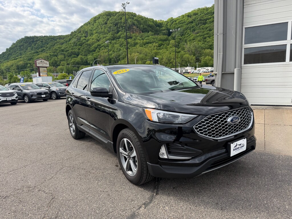 Used 2024 Ford Edge SEL Sport Utility