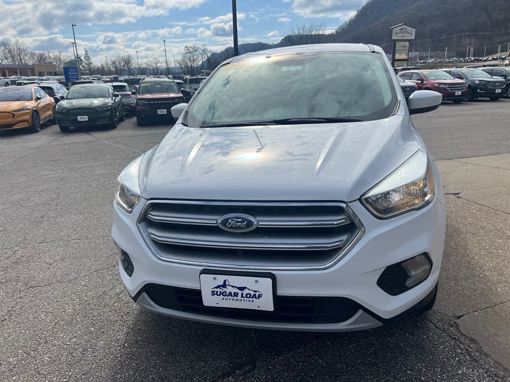 Used 2017 Ford Escape SE with VIN 1FMCU9GD8HUC39309 for sale in Winona, Minnesota