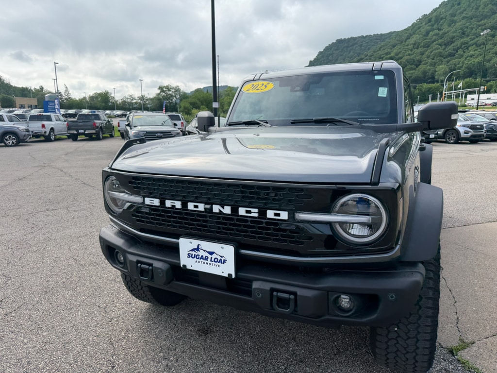 Used 2025 Ford Bronco 4-Door Badlands with VIN 1FMEE9BP3SLA55920 for sale in Winona, Minnesota