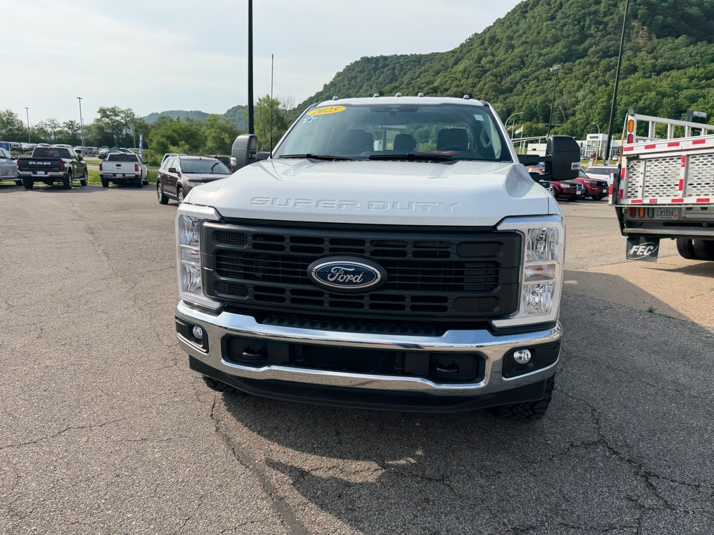 Used 2025 Ford F-350 Super Duty XL with VIN 1FT8X3BT4SEC25227 for sale in Winona, Minnesota