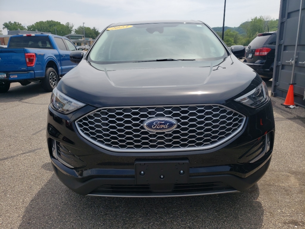 Used 2023 Ford Edge SEL with VIN 2FMPK4J91PBA56689 for sale in Winona, Minnesota