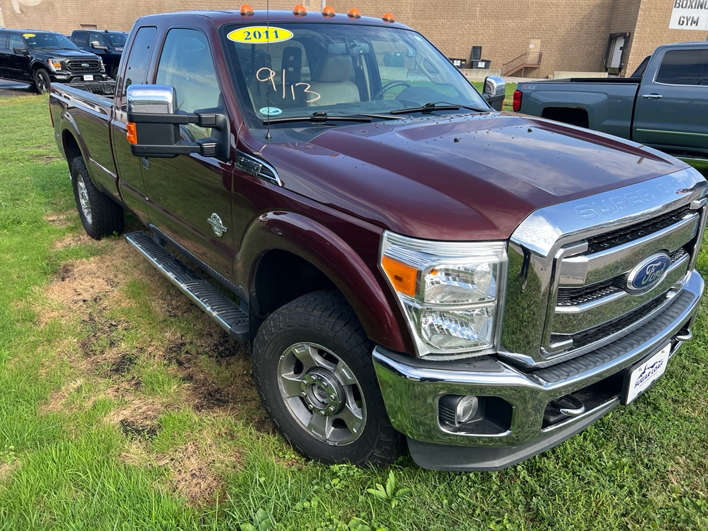 Used 2011 Ford F-350 Super Duty XLT with VIN 1FT8X3BT1BEA36342 for sale in Winona, Minnesota