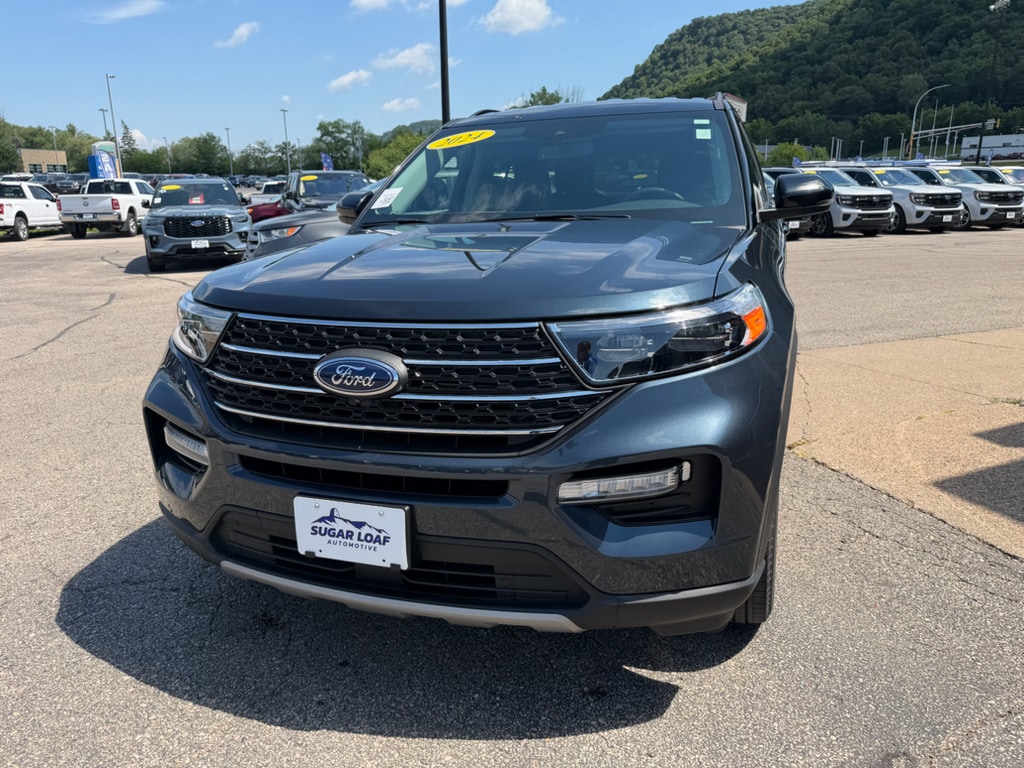 Used 2024 Ford Explorer XLT with VIN 1FMSK8DH9RGA54978 for sale in Winona, Minnesota