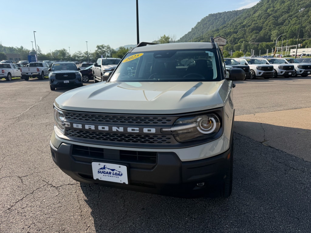 Used 2025 Ford Bronco Sport Big Bend with VIN 3FMCR9BN9SRE85589 for sale in Winona, Minnesota