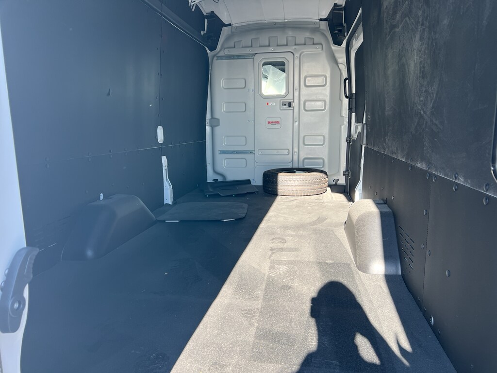 2024 Ford Transit Cargo Van photo 4