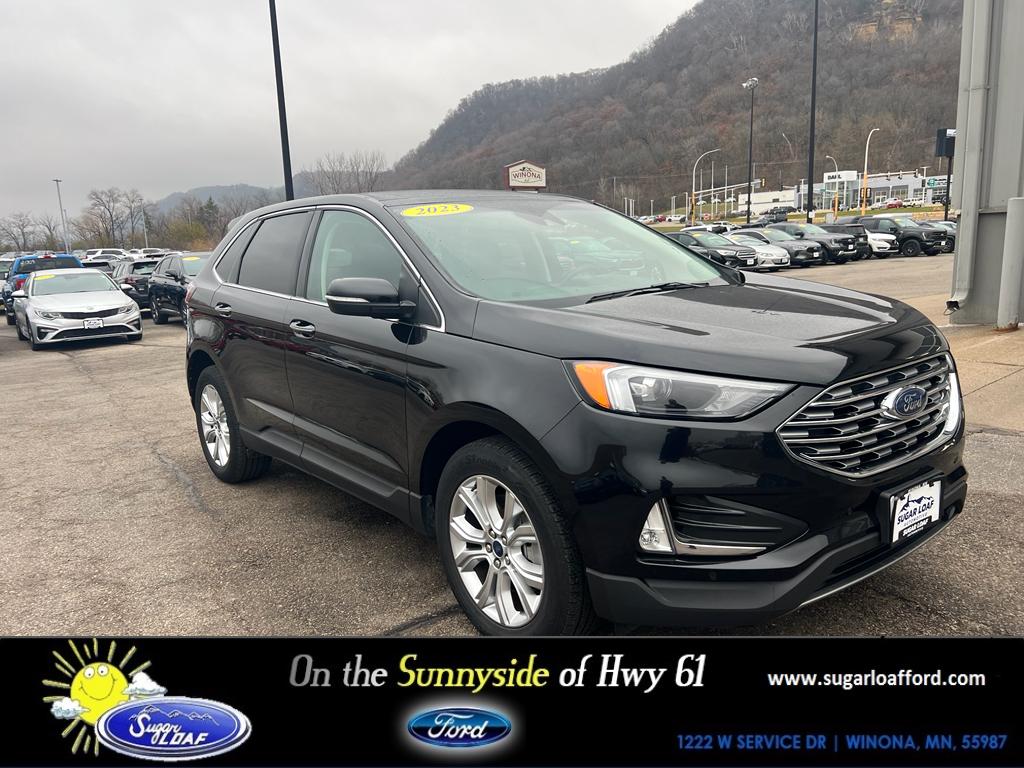 2023 Ford Edge Titanium's photo