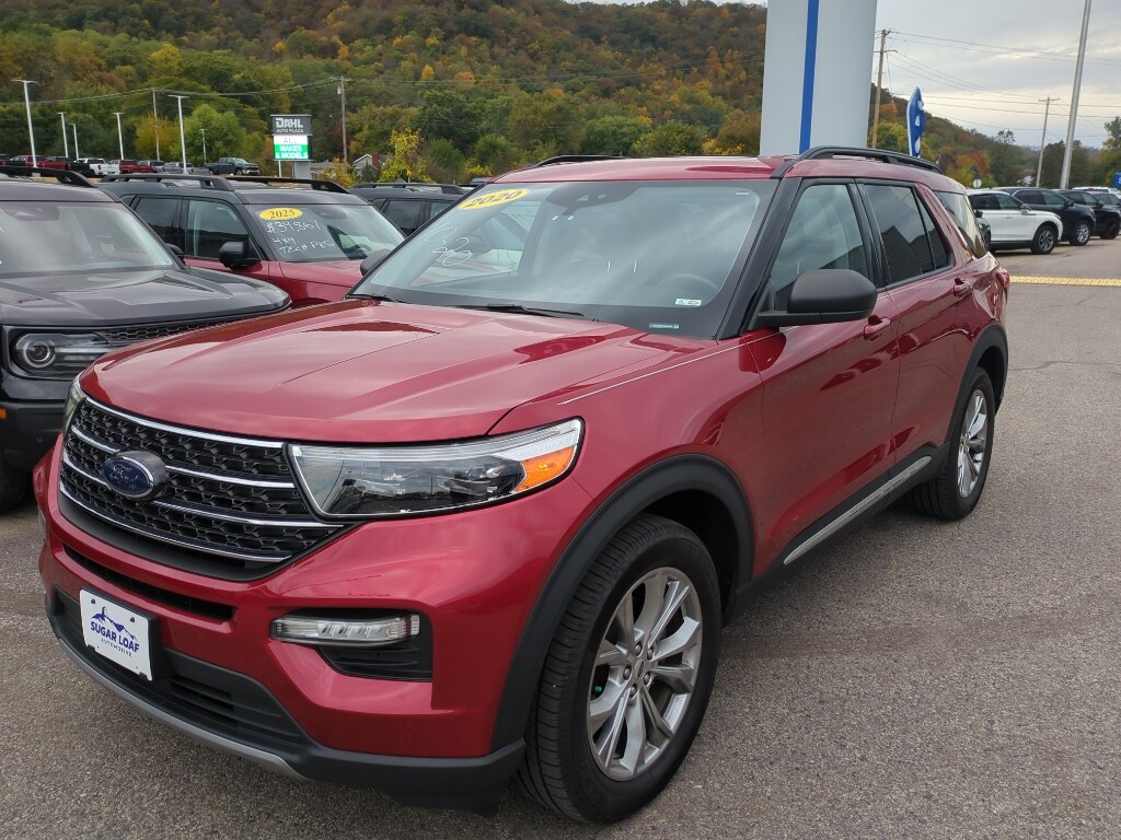 2020 Ford Explorer XLT photo 2