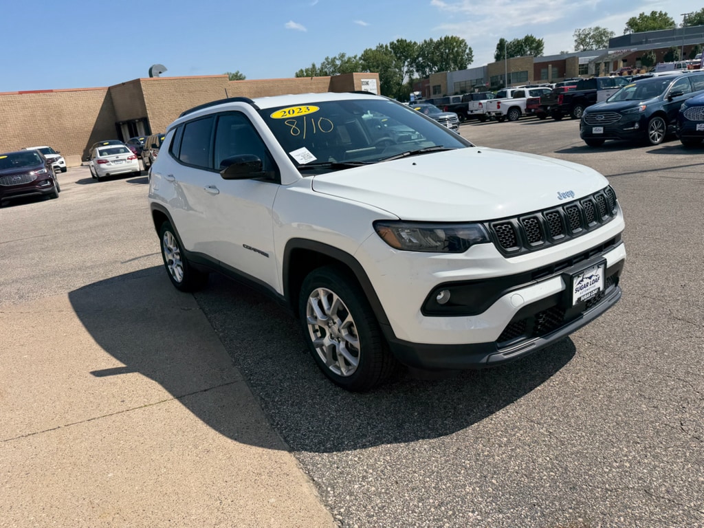 Used 2023 Jeep Compass Latitude Lux with VIN 3C4NJDFN1PT547689 for sale in Winona, Minnesota