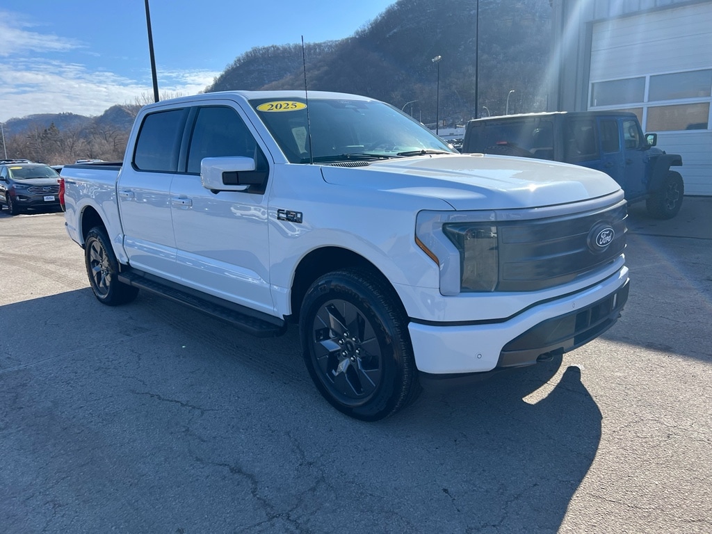 Used 2025 Ford F-150 Lightning Lariat Extended Range AWD Crew Cab
