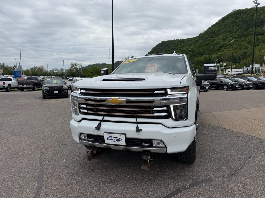 Used 2023 Chevrolet Silverado 3500HD High Country with VIN 1GC4YVEYXPF121213 for sale in Winona, Minnesota