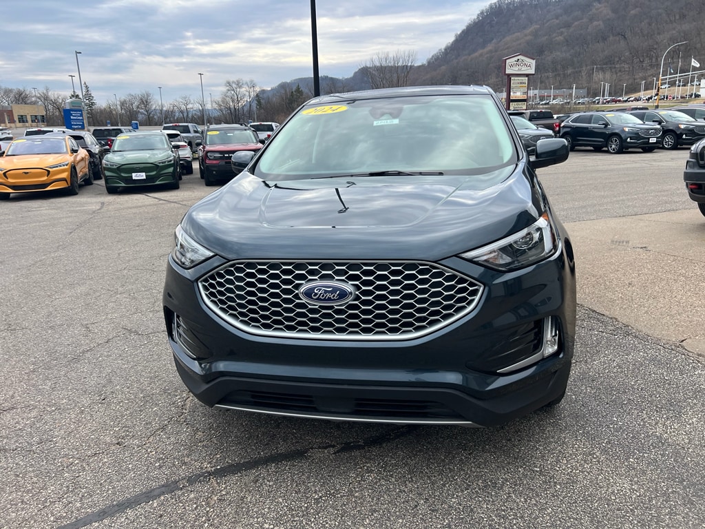 Used 2024 Ford Edge SEL with VIN 2FMPK4J92RBA81443 for sale in Winona, Minnesota