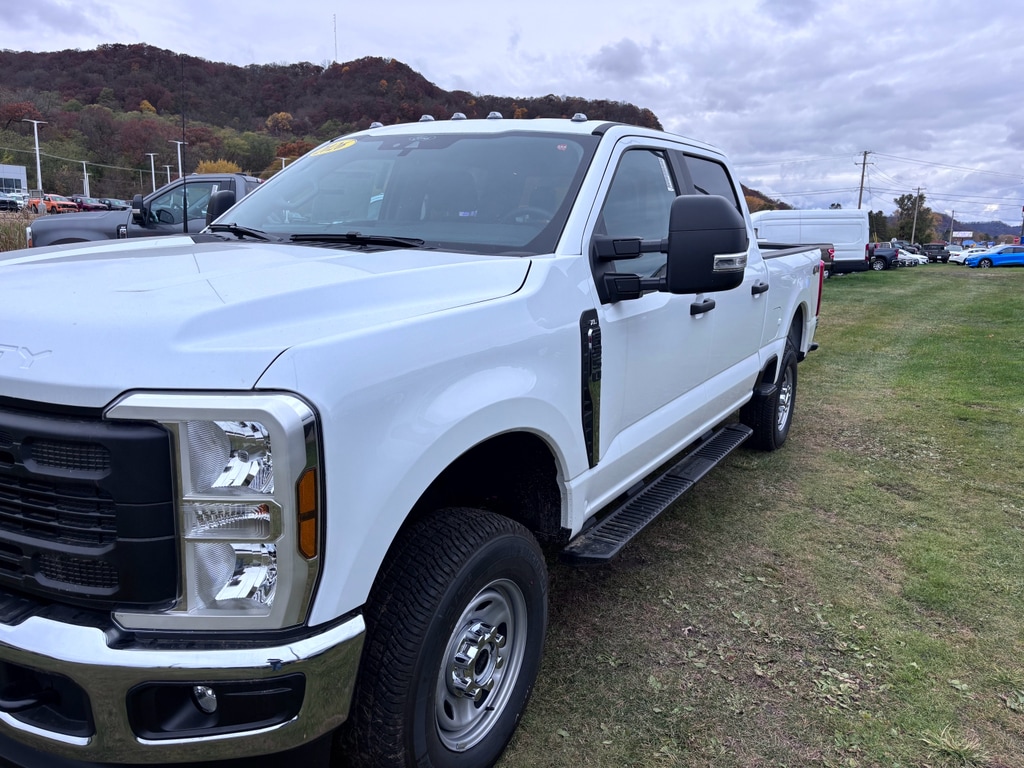 New 2026 Ford F-350 XL Crew Cab
